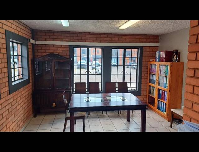 INDUSTRIAL PROPERTY TO RENT IN HENNOPSPARK